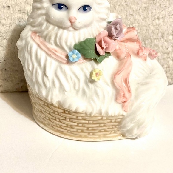 Pretty Cat Music Box - Picture 3 of 4